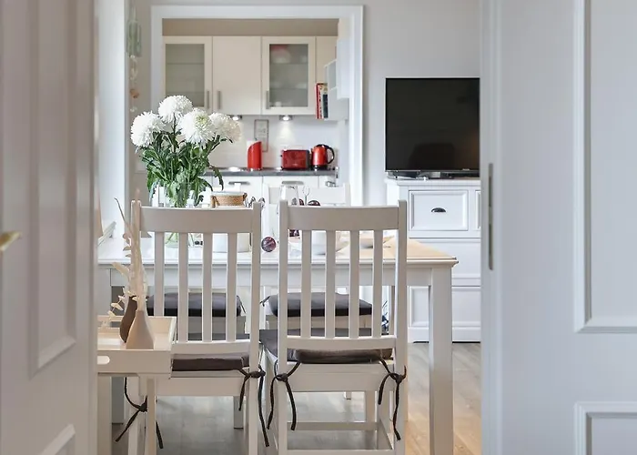 Eli8_8_on Shore ווסטרלנד